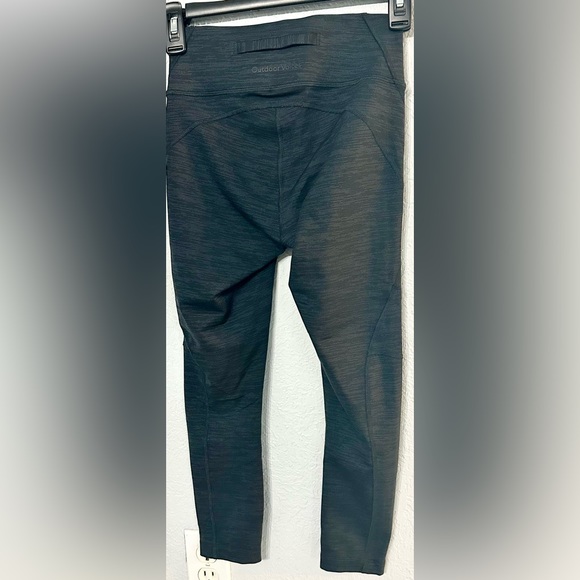 Outdoor voices cropped leggings size XS - Picture 3 of 6